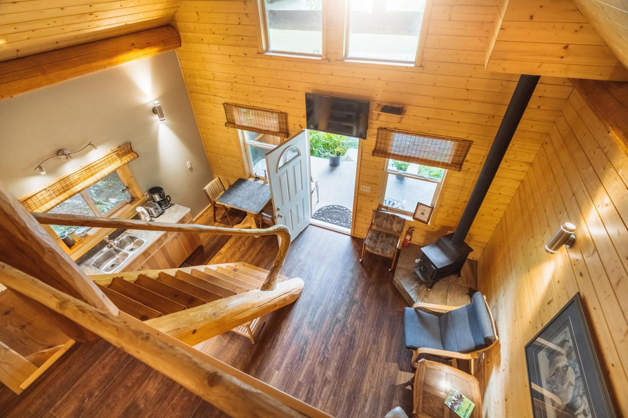 Bella Coola Grizzly Tours And Resort Hagensborg Экстерьер фото
