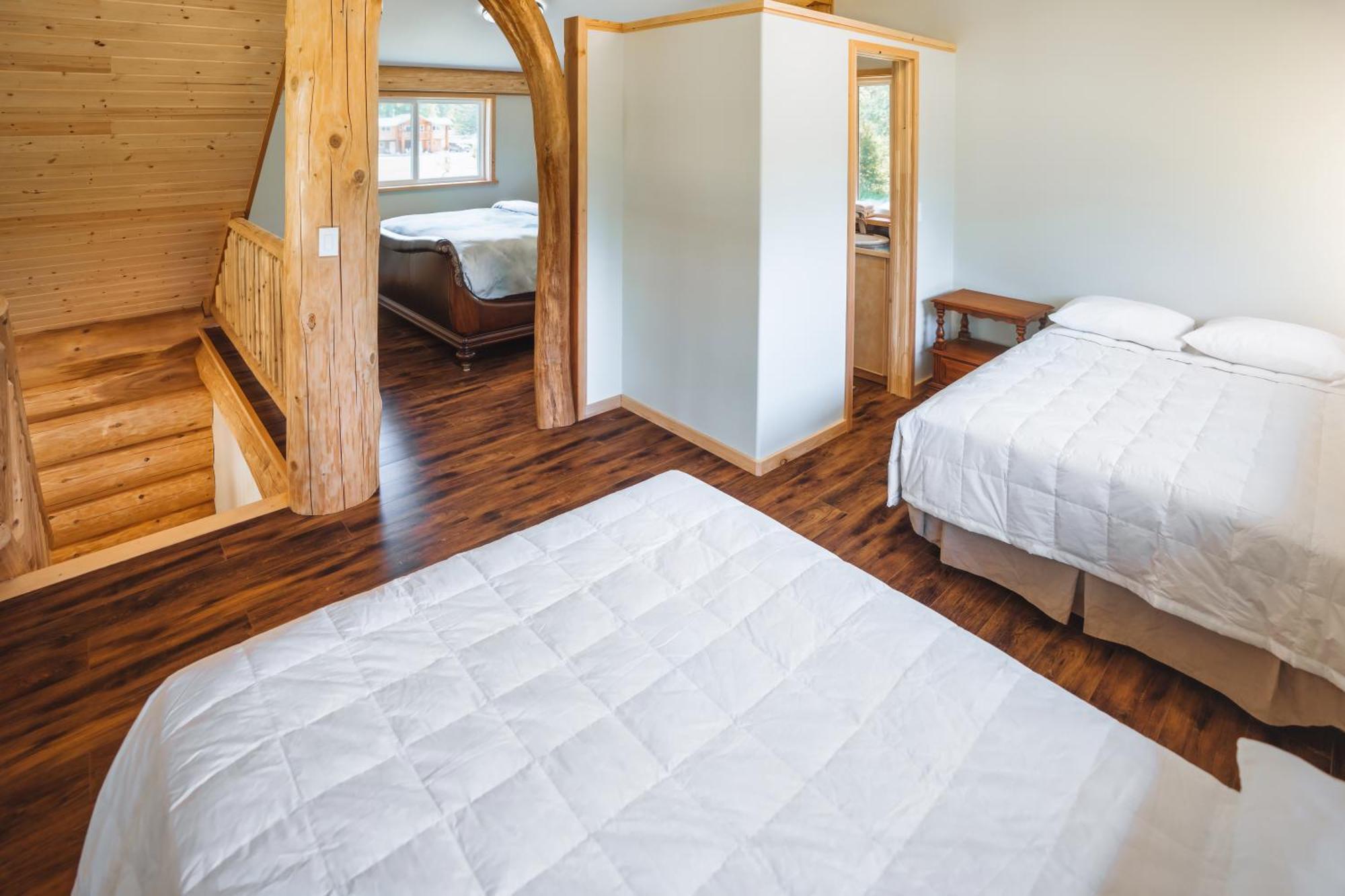 Bella Coola Grizzly Tours And Resort Hagensborg Экстерьер фото